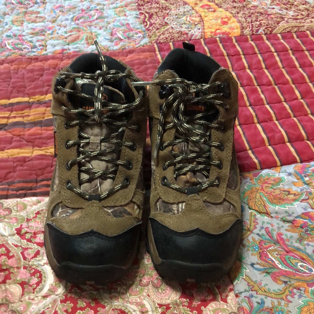 Game Winner Waterproof Hiking Boots